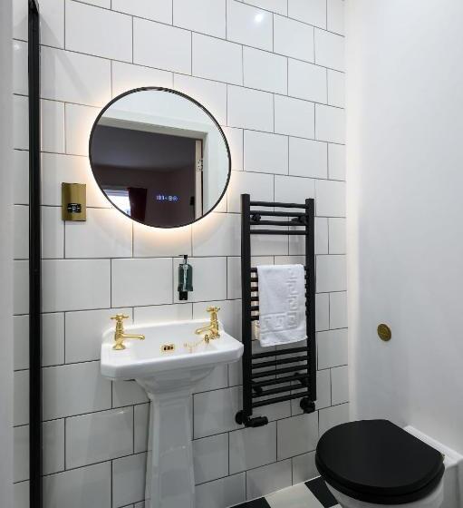 Номер Стандарт, Queen Charlotte Guesthouse