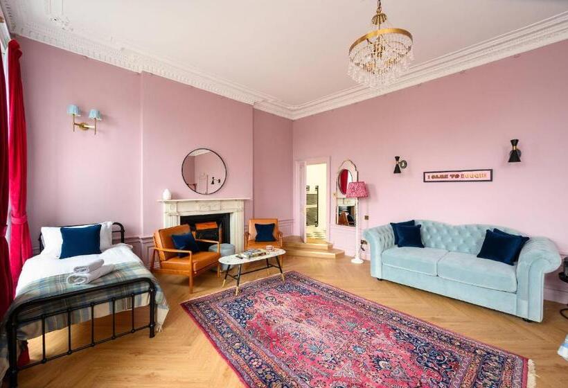 Семейный Номер Superior, Queen Charlotte Guesthouse