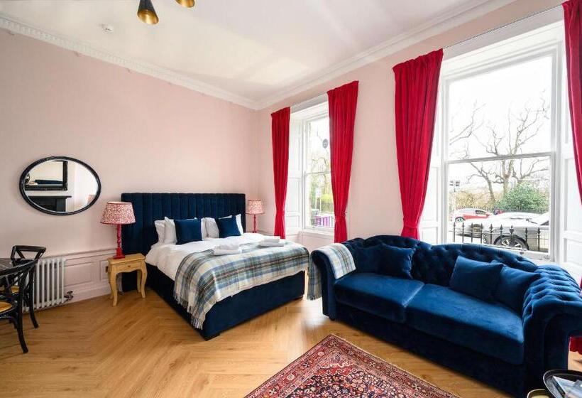 Семейный Номер Deluxe, Queen Charlotte Guesthouse