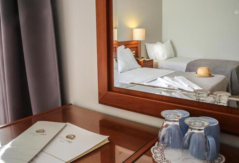 Номер Superior Боковой Вид на Море, Chryssi Akti, Sure Hotel Collection