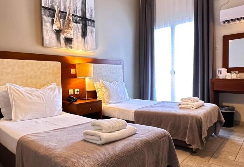 Семейный Номер Вид на Сад, Chryssi Akti, Sure Hotel Collection