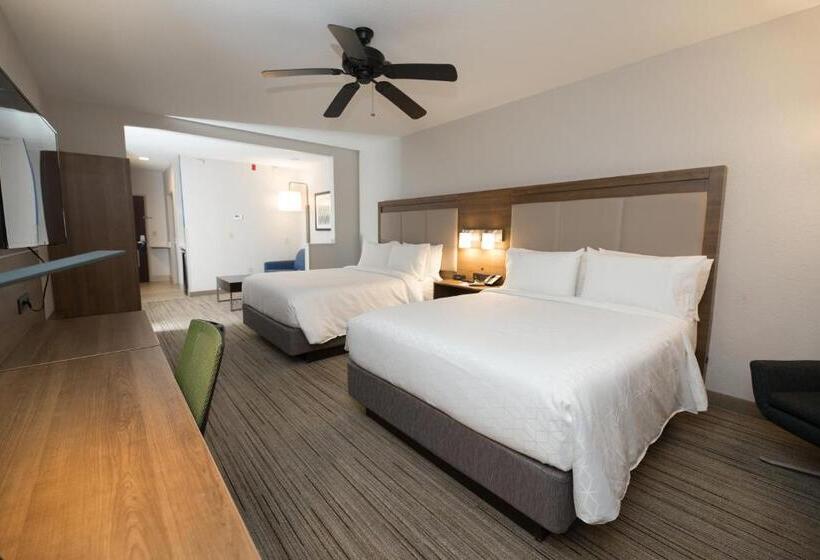Люкс, Holiday Inn Express Hotel & Suites Clinton, An Ihg