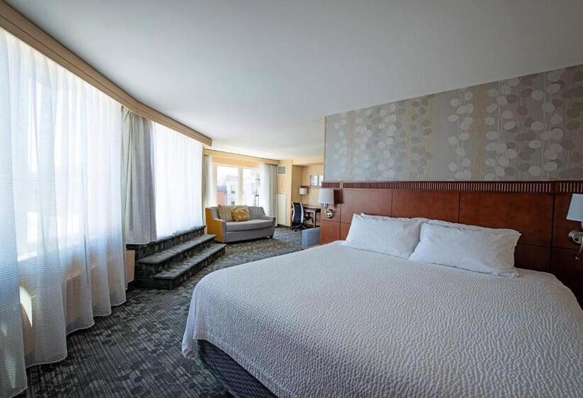 キングサイズベッドのスタンダードルーム, Courtyard By Marriott Halifax Downtown