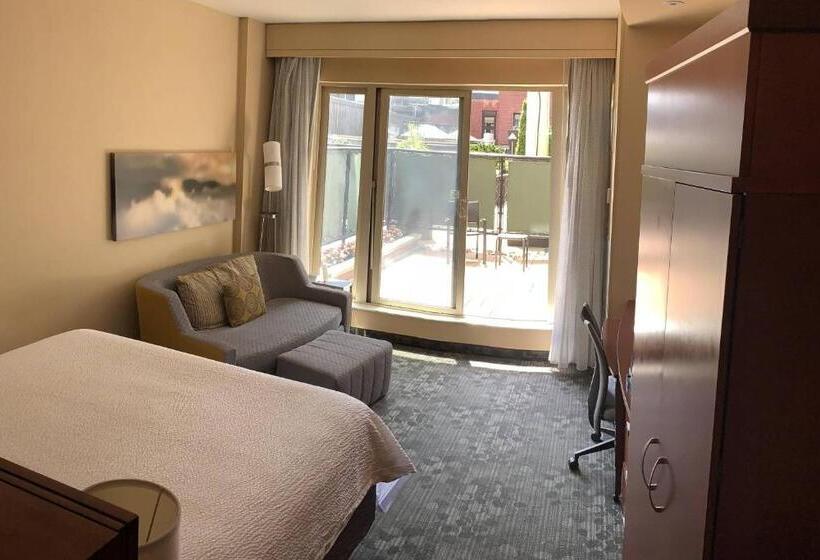 スタンダードルーム, Courtyard By Marriott Halifax Downtown