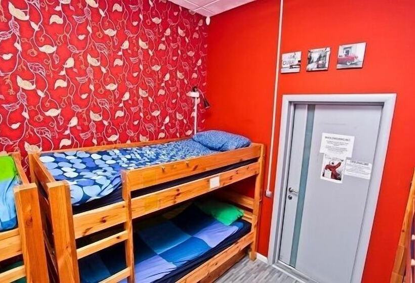 Семейный Номер, Napoleon Hostel