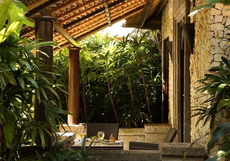 Бунгало Стандарт, Tonys Villas & Resort Seminyak   Bali