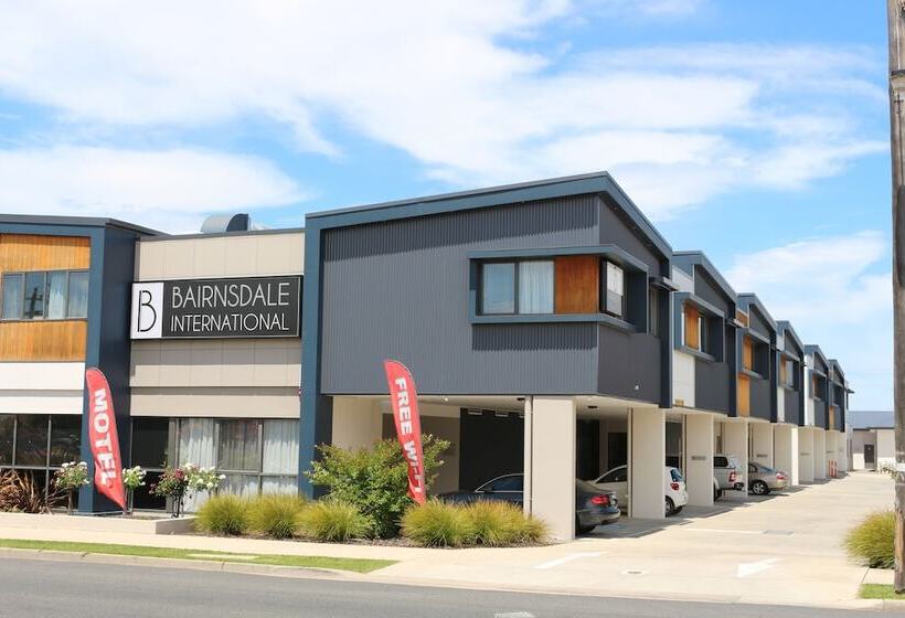 침실 2개 주택, Bairnsdale International