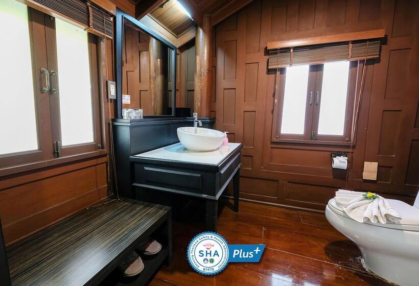 デラックスルーム, Baan Amphawa Resort & Spa