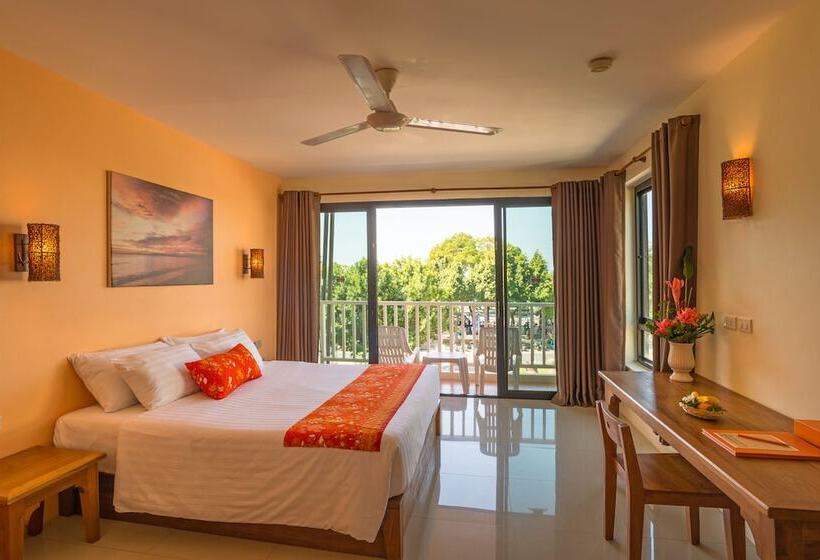 Номер Deluxe Вид на Море, Srisuksant Resort