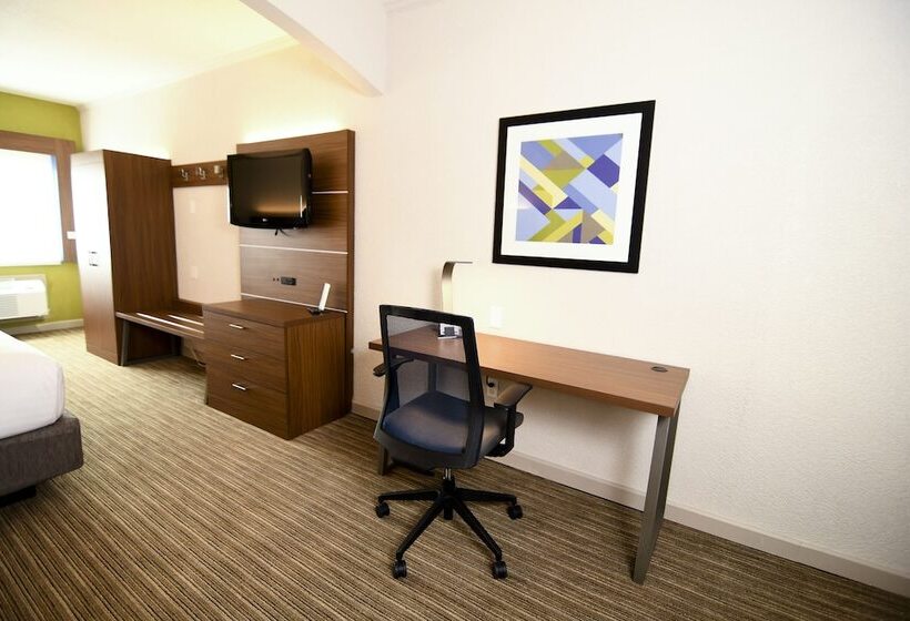 Номер Стандарт, Holiday Inn Express Hotel & Suites Port Clinton Catawba Island, An Ihg