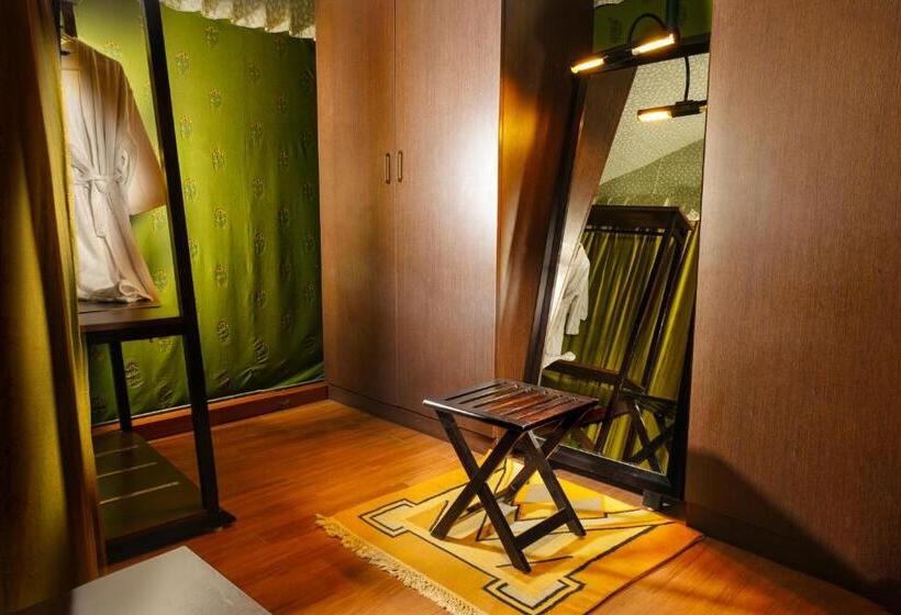 Family Suite, Olde Bangalore Resort And Wellness Center