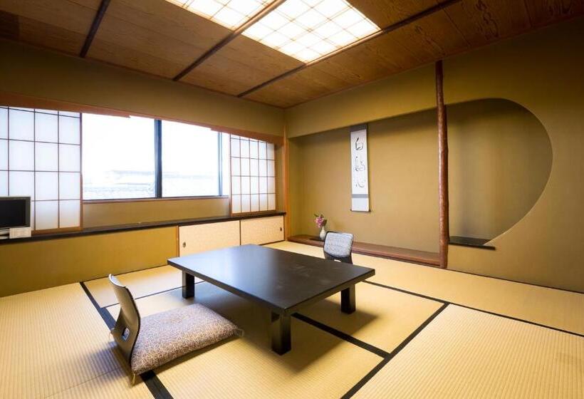 스탠다드 트리플 룸, Kyoto Ryokan Sakanoue