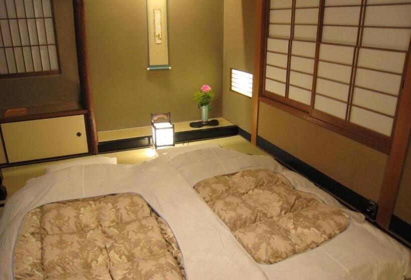 스탠다드 트리플 룸, Kyoto Ryokan Sakanoue