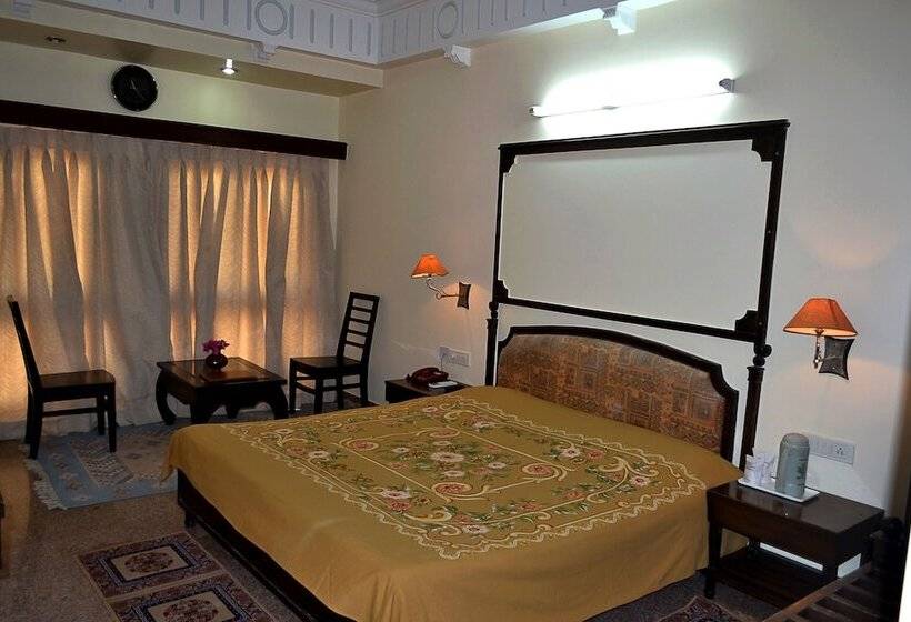 Номер Deluxe, Mahadev Palace