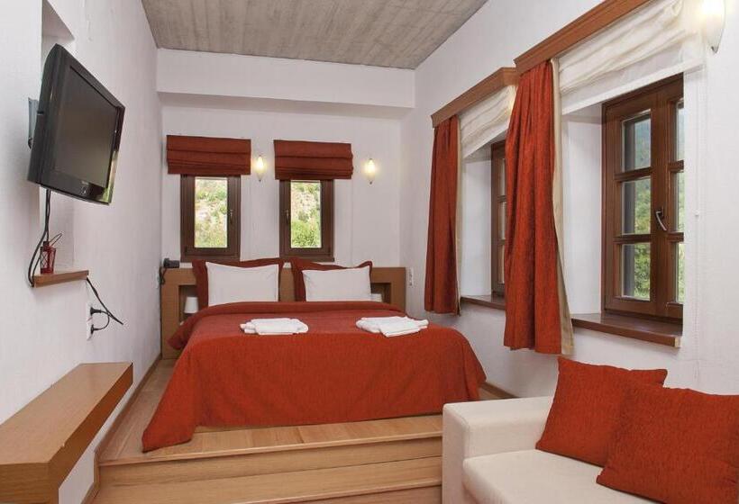 Студия Стандарт, Kerasies Guesthouse