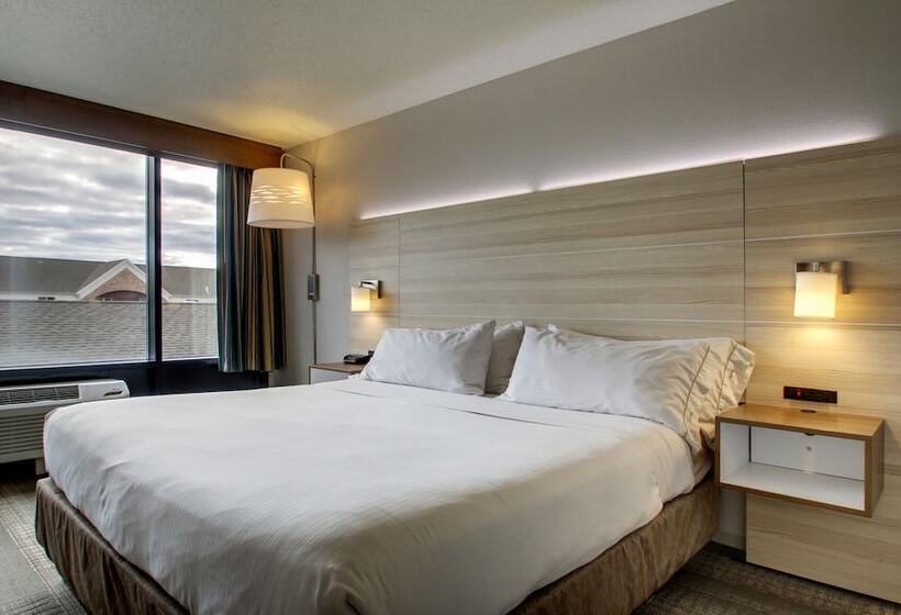 Номер Стандарт, Holiday Inn Express Milwaukee North Brown Deer/mequon By Ihg