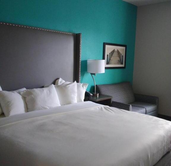 Номер Deluxe Кровать Кинг, La Quinta By Wyndham Jamestown