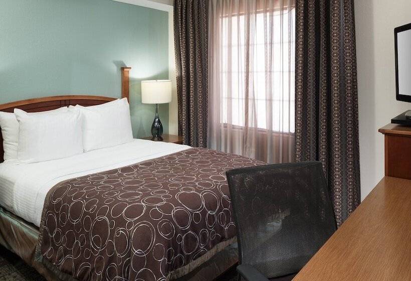 스위트, Staybridge Suites Jackson, An Ihg