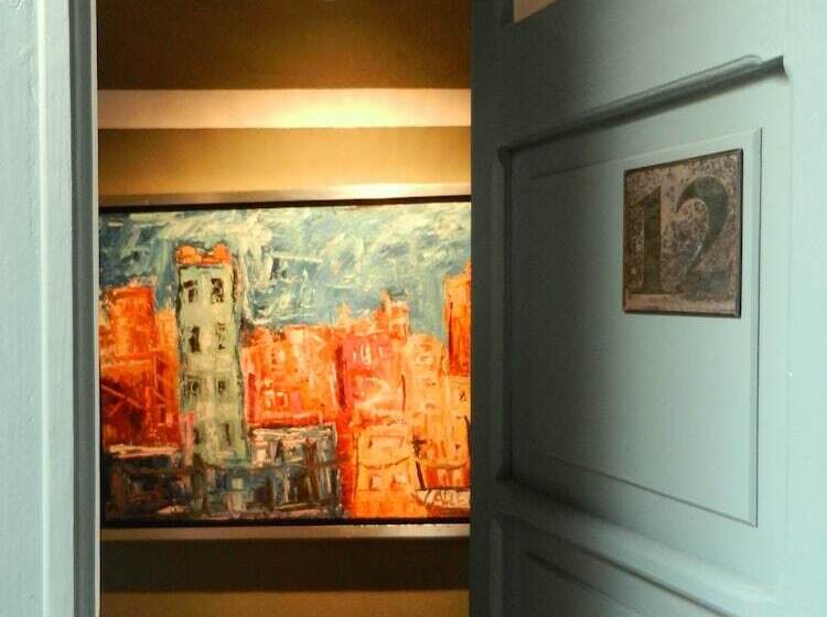 Полулюкс, La Casa Del Atrio