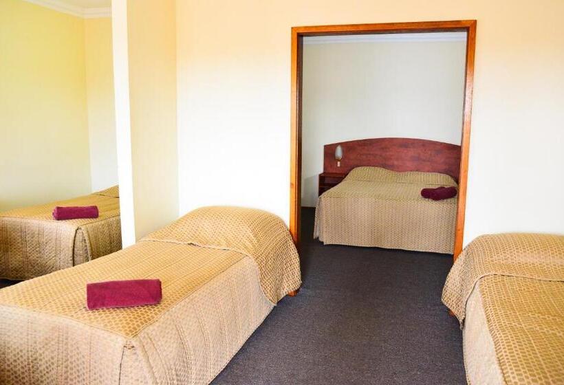 Семейный Номер, Erldunda Desert Oaks Resort