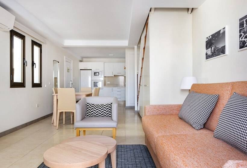 带3个卧室的公寓, Sunset Bay Club