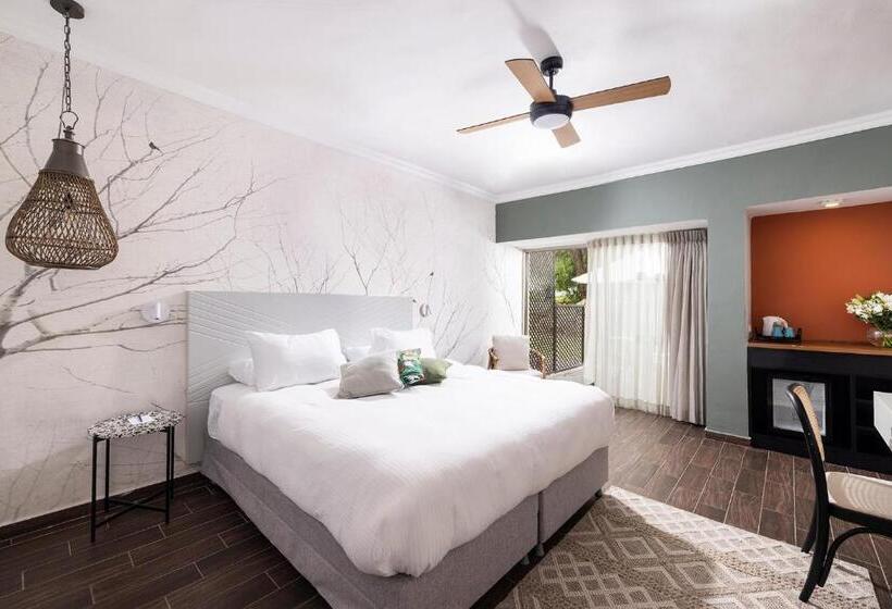 Номер Стандарт, C Hotel Neve Ilan