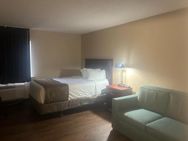 Номер Стандарт, Baymont By Wyndham Battle Creek/i94