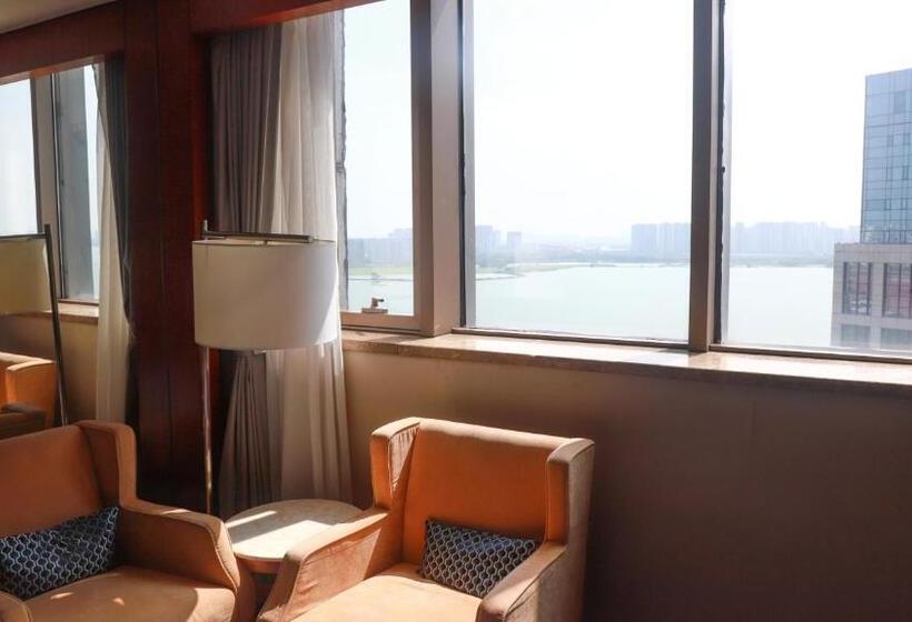 豪华房间, Four Points By Sheraton Suzhou