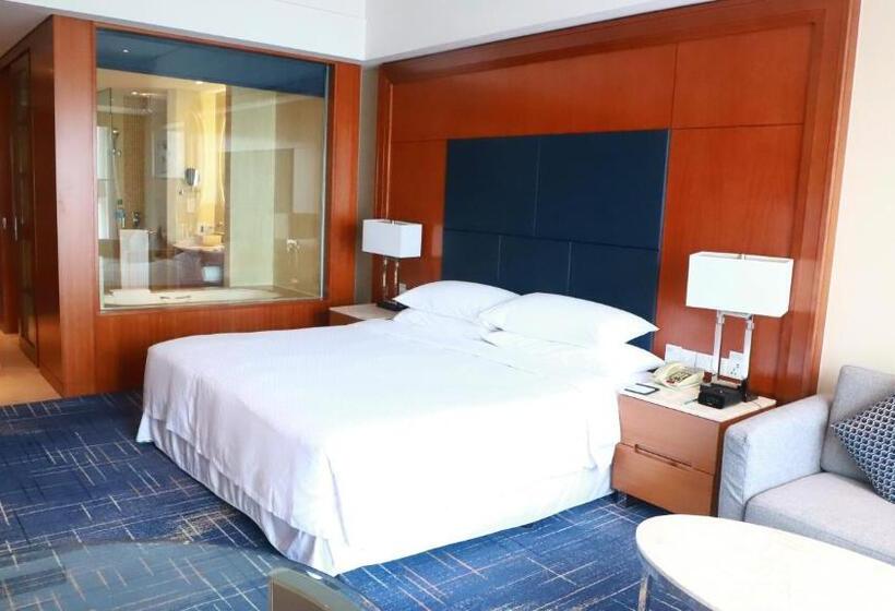 Стандартный Номер Кровать Кинг, Four Points By Sheraton Suzhou