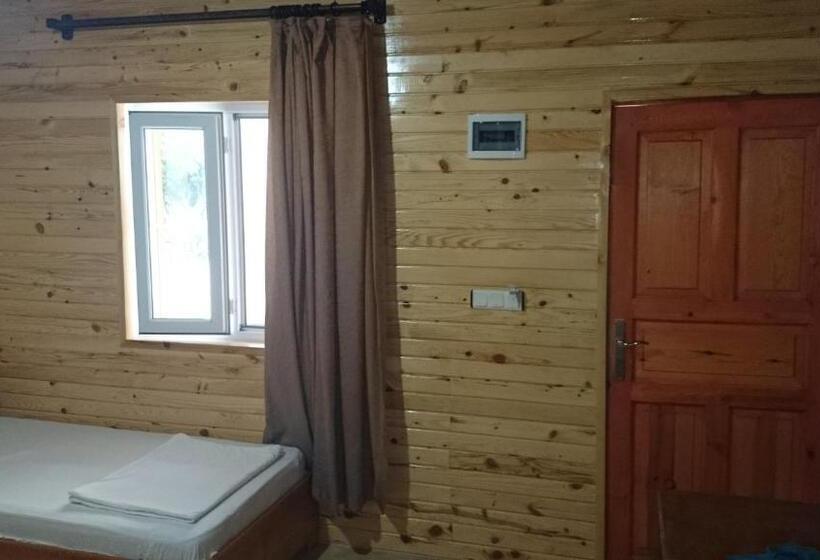 Трехместный Номер Стандарт с Балконом, Ugur Pansiyon Bungalows