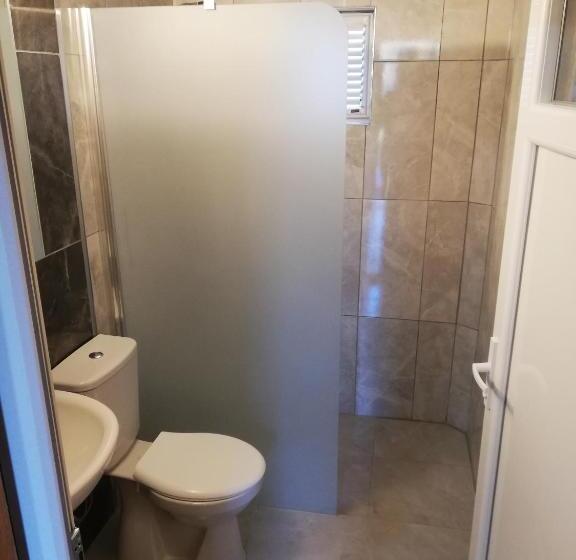 Трехместный Номер Стандарт с Балконом, Ugur Pansiyon Bungalows