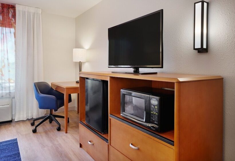 Люкс, Fairfield Inn & Suites By Marriott Hinesville Fort Stewart