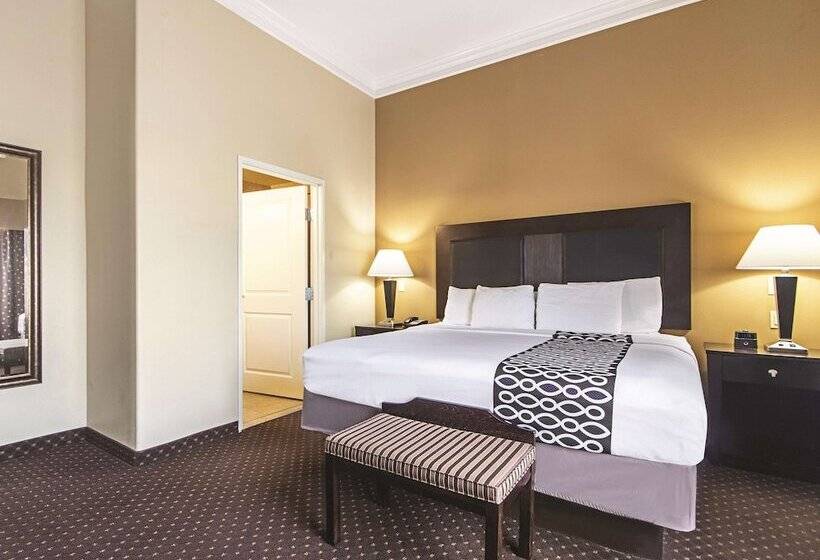 디럭스 스위트, La Quinta By Wyndham Houston New Caney