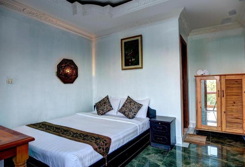 غرفة قياسية مزوَّدة بشُرفة, Rs Ii Guesthouse