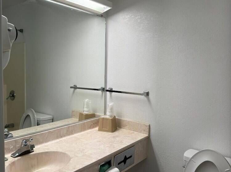 Номер Deluxe, Motel 6 Fancy Gap Va