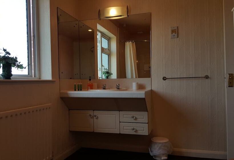 家庭间, Fairhaven Guest Accommodation