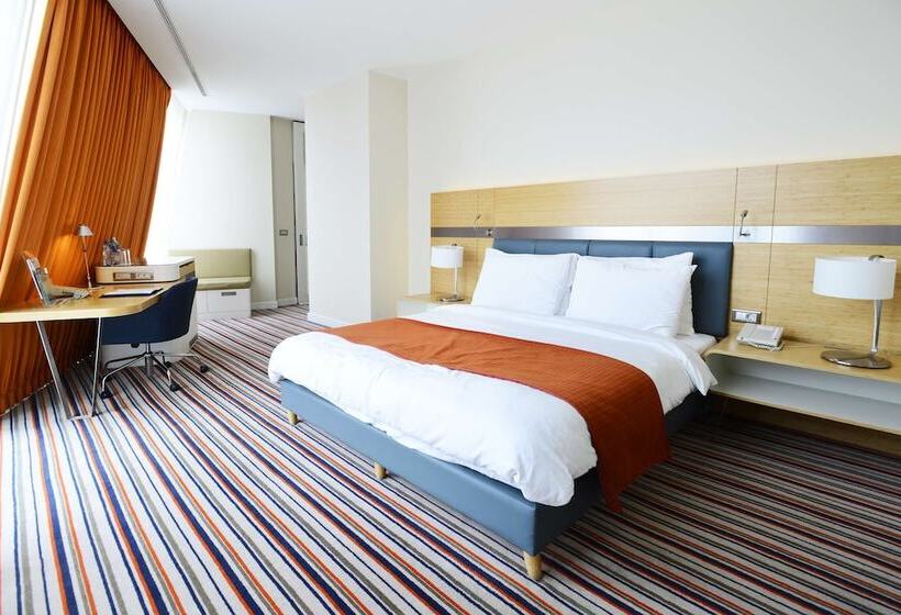 اتاق استاندارد, Radisson Blu Hotel Batumi