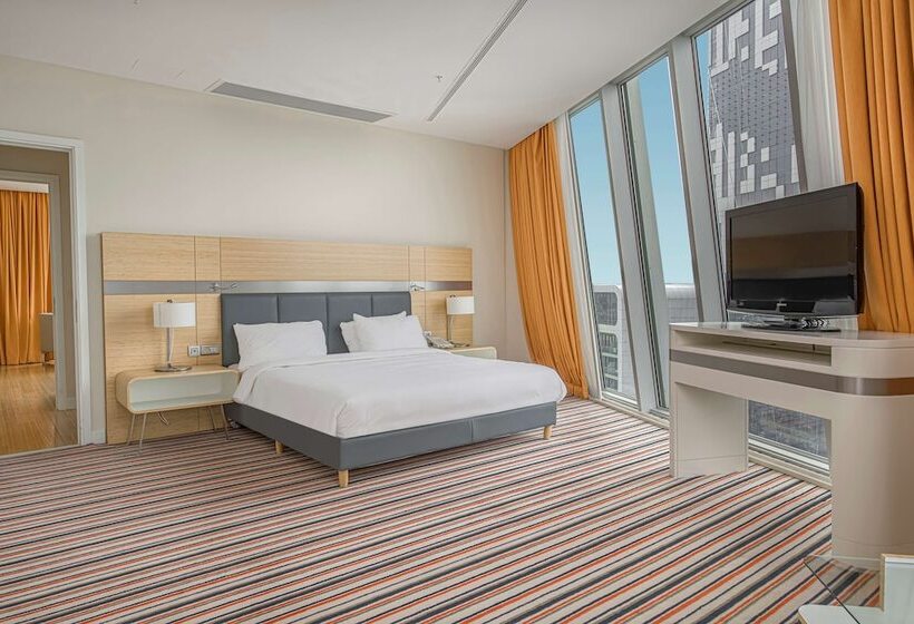 سوییت خانوادگی, Radisson Blu Hotel Batumi