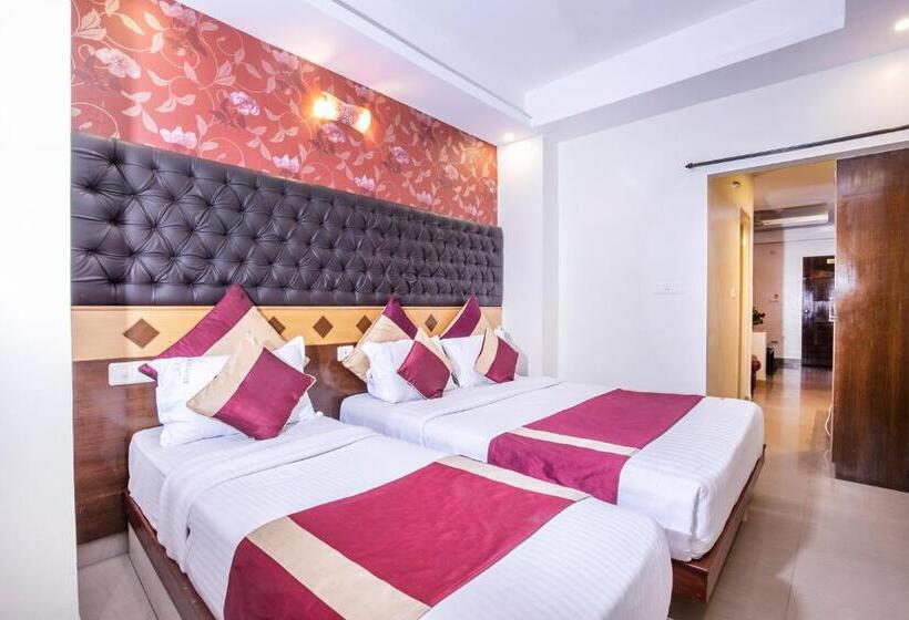 Superior Driepersoonskamer, Aishwarya Residency