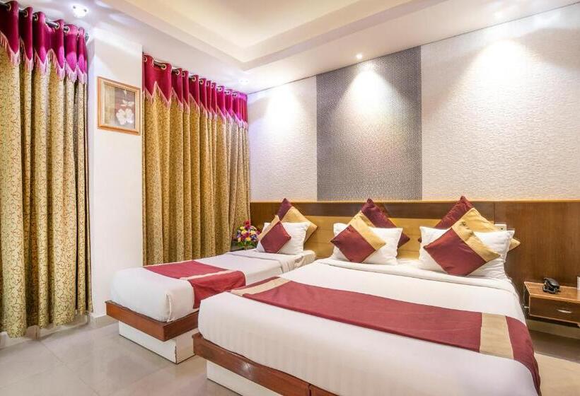 Superior Driepersoonskamer, Aishwarya Residency