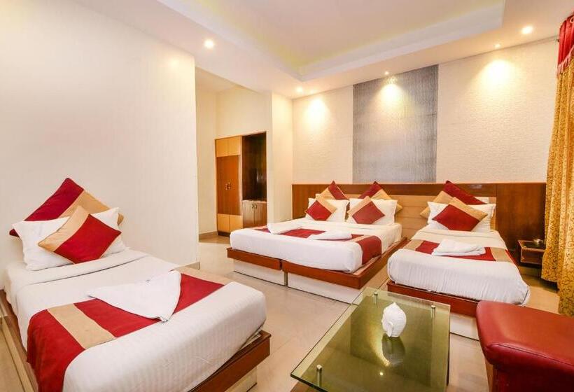 Superior Vierpersoonskamer, Aishwarya Residency