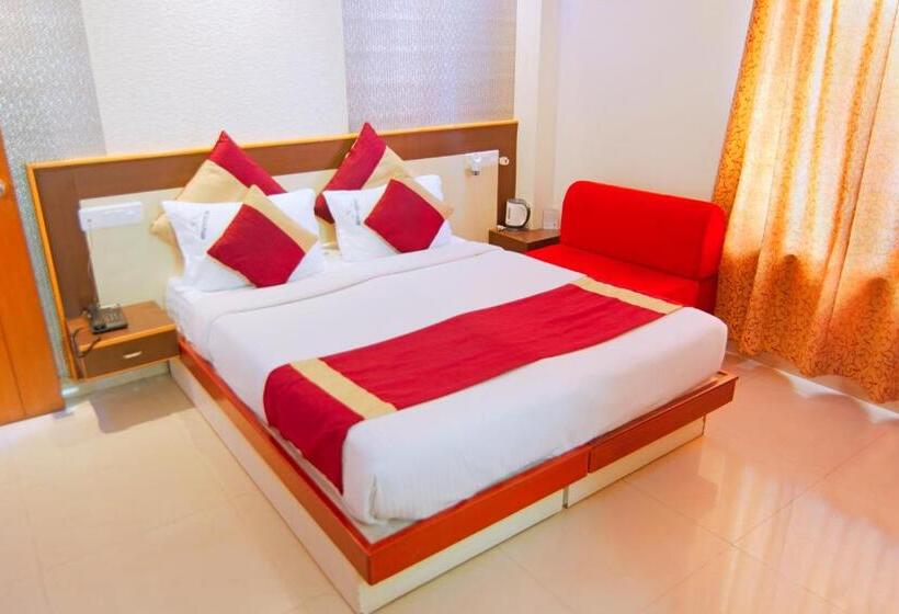 Classic Kamer, Aishwarya Residency