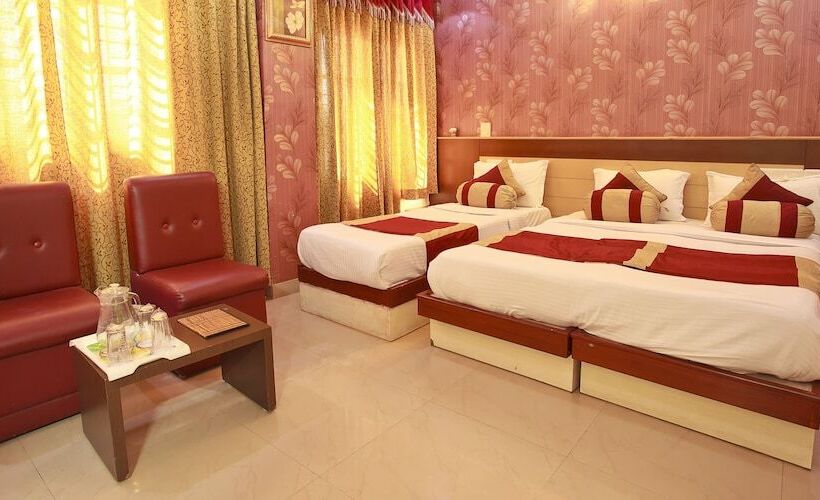Superior Driepersoonskamer, Aishwarya Residency