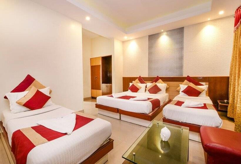 Superior Vierpersoonskamer, Aishwarya Residency