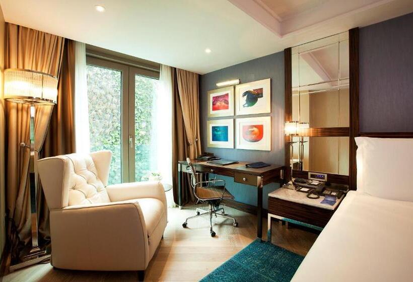 スタンダードルーム, Radisson Blu Hotel Istanbul Pera