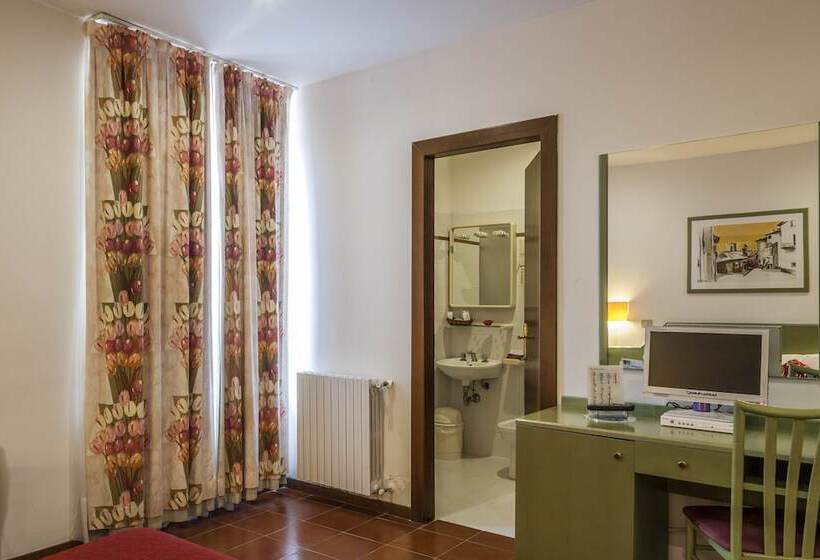 스탠다드 트리플 룸, Villa Del Cardinale
