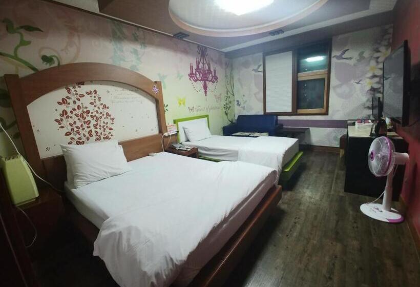스탠다드 룸, New Grand