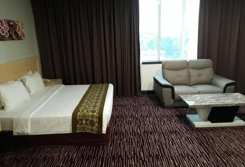 Люкс, Rhr Hotel Kajang