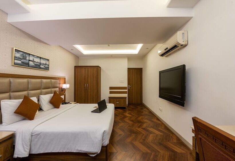 חדר אקזקיוטיב, Click Hotel Nashik