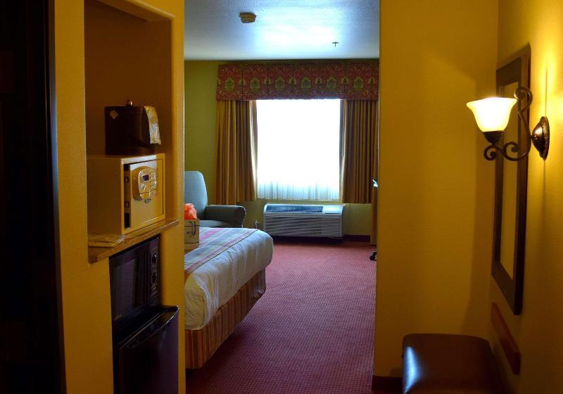 Люкс Executive Кровать Кинг, Americinn By Wyndham Rexburg Byui